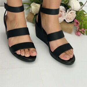 Naturalizer Black Strappy Ankle-Wrap Wedges